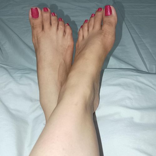 Beautifulangelfeet's avatar