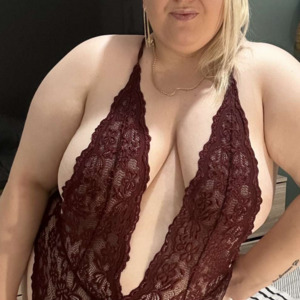 Bettyboobs_bbw's media