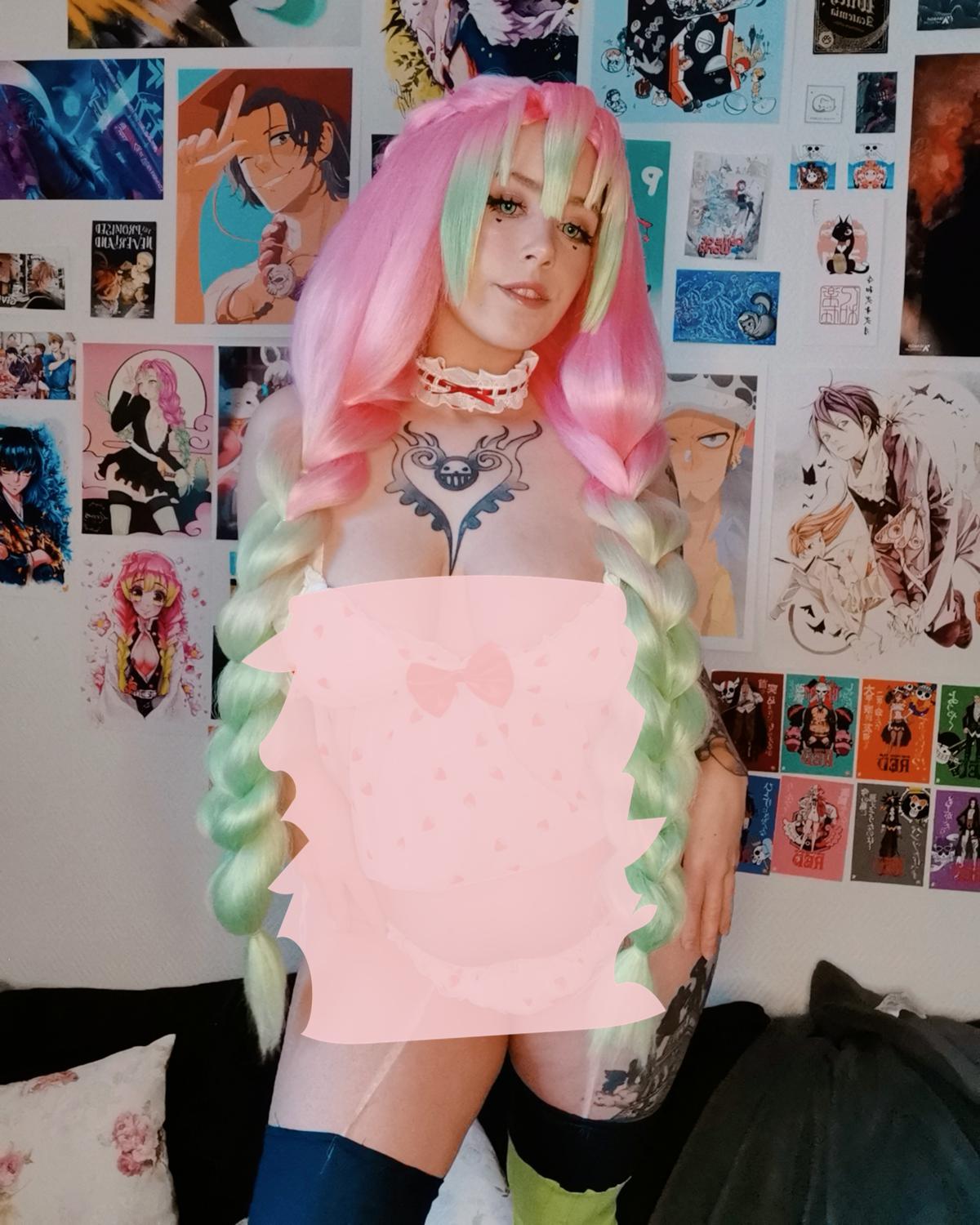 Cupcatcosplay's media