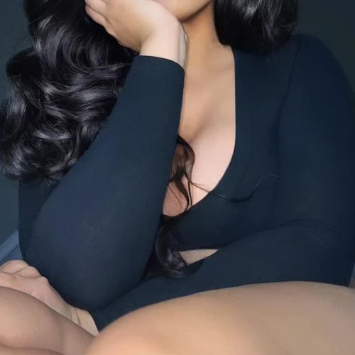 Curvylatingirl's avatar