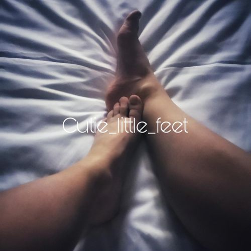 Cutie_little_feet's avatar