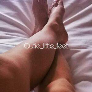 Cutie_little_feet's media