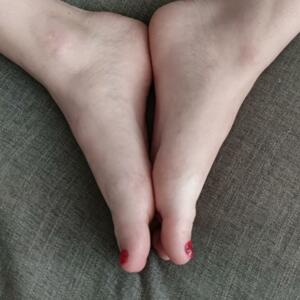 Eliza_sexy_feet's media