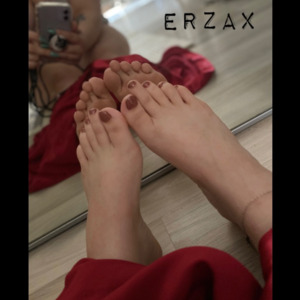 Erzaxfeet's media