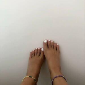 Feet_pieds_'s media