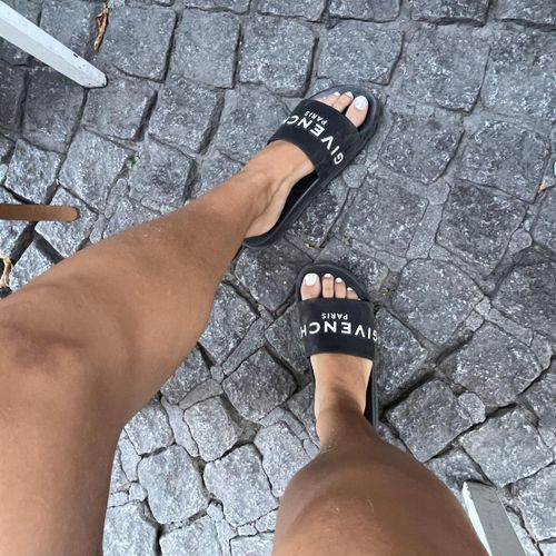 Feetandchic's avatar