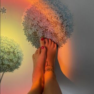 _feetforu's avatar