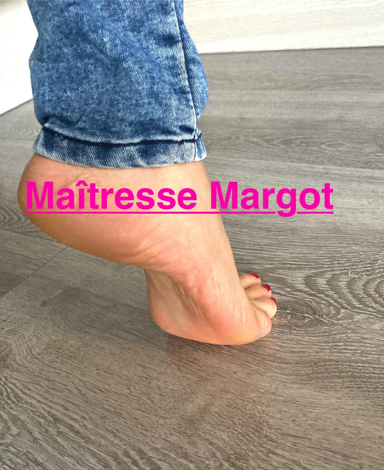 Feetgirl54000's media