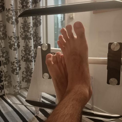 Feetmenlove's avatar