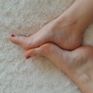 _feetmodel's avatar