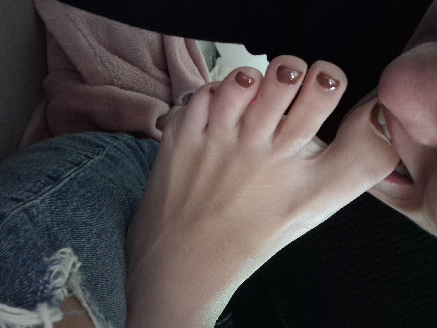 Jubeautifullfeet71's media