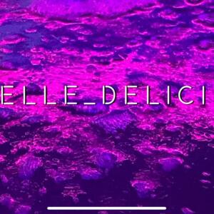 La_belle_delicieuse's media