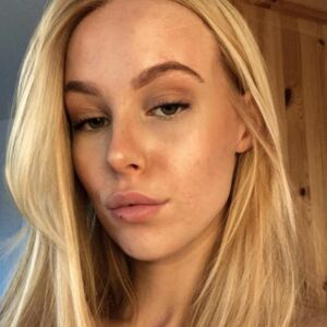 Lina_marxsen_'s avatar