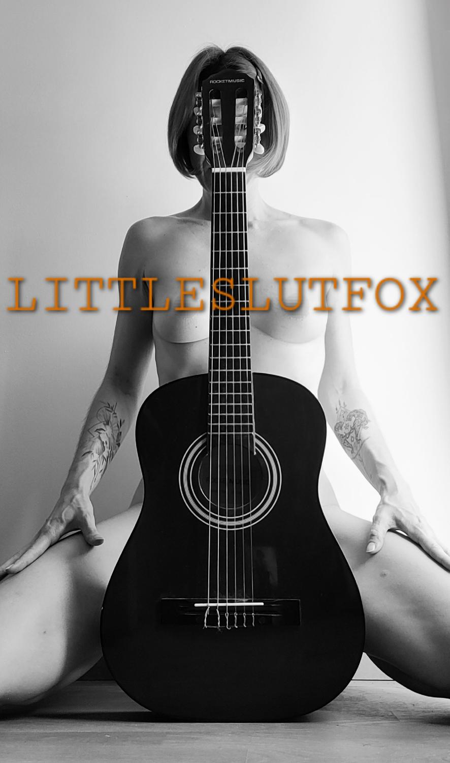 Littleslutfox's media