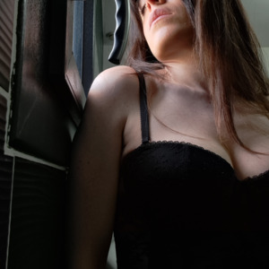 Liz-little-brunette's media