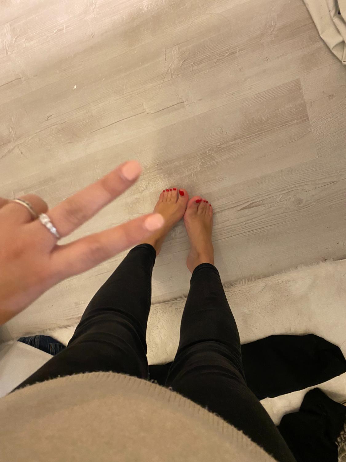 Louisefeet_'s media