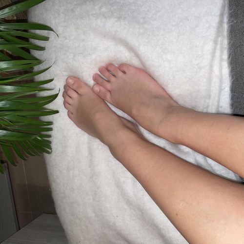 _love_feet__'s avatar