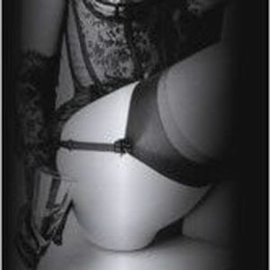 Mes_dessous_portes's avatar