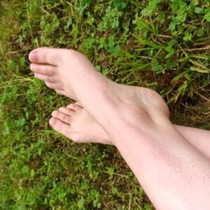 Mylittlefeet19's avatar