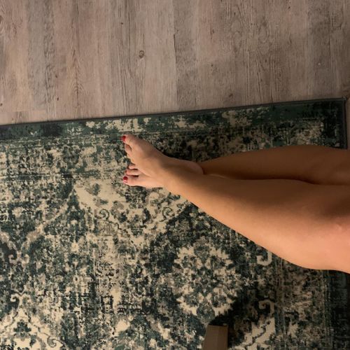 Parisianfeetgirl's avatar