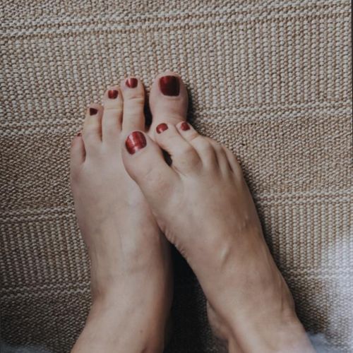 Rosasexyfeet's avatar