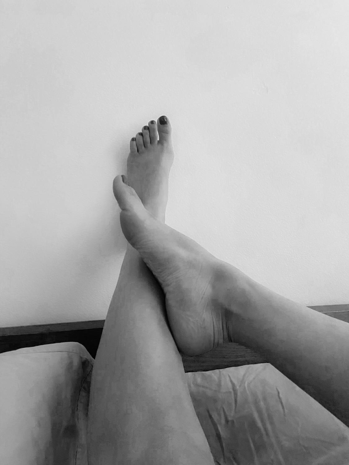 Sexyfrenchiefeet's media