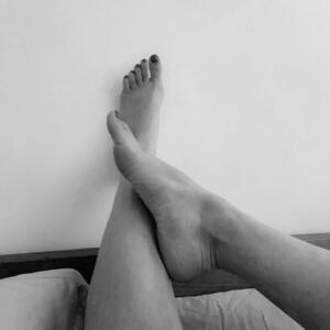 Sexyfrenchiefeet's media