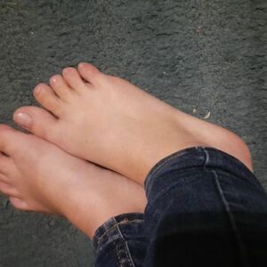 Sweet_my_feet_fans's avatar