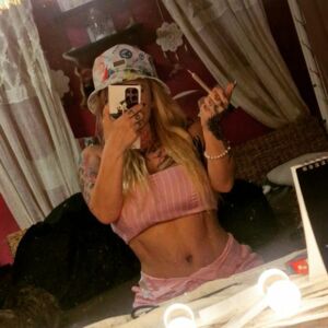 Violette_kush's avatar